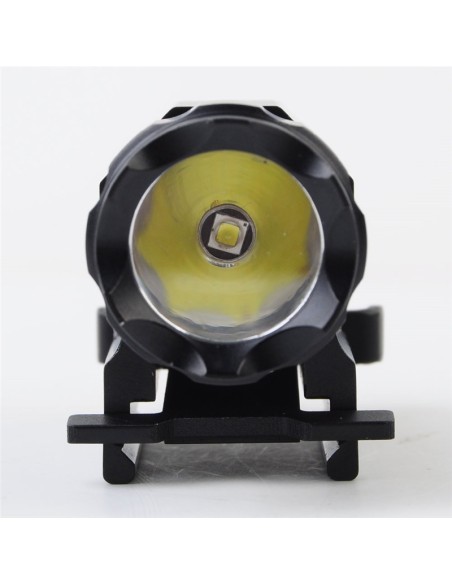 LED Flashlight 320 lumens
